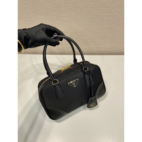 PRADA Re-Edition 1978 Enamel Triangular Metal logo zipper open Shoulder Bag Handbag for Women, black