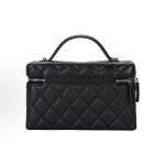 CHANEL 25B Star Series brand Logo water diamond leather chain grain material silver chain hand-held cosmetic bag black