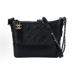 CHANEL Gabrielle 20P vintage quilted leather chain single-shoulder crossbody bag, medium size black