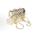 CHANEL 24C Early Spring Resort Collection: Shiny star-shaped diamond-shaped leather chain-like coin purse, backpack and backpack in three colors