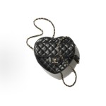 CHANEL leather chain gold buckle chain diamond-shaped heart bag, heart bag, crossbody single-shoulder bag, mini black