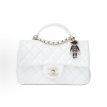 CHANEL Classic Flap CF 22P Lion Pendant diamond-shaped leather chain Shoulder strap Flip Cover Open Shoulder Crossbody bag Mini white