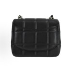 CHANEL 23C Early Spring Gold buckle resin black and white square chain shoulder strap leather chain-through lambskin lid bag crossbody single-shoulder bag mini women\'s black style