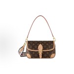 LOUIS VUITTON Diane PM Classic monogram underarm bag Baguette bag hand-held crossbody single-shoulder bag small brown