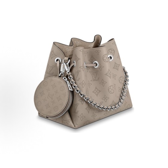 The LOUIS VUITTON Bella drawstring is adjustable and detachable. It features a detachable shoulder strap, a bucket bag, a shoulder bag, and a crossbody bag in gray